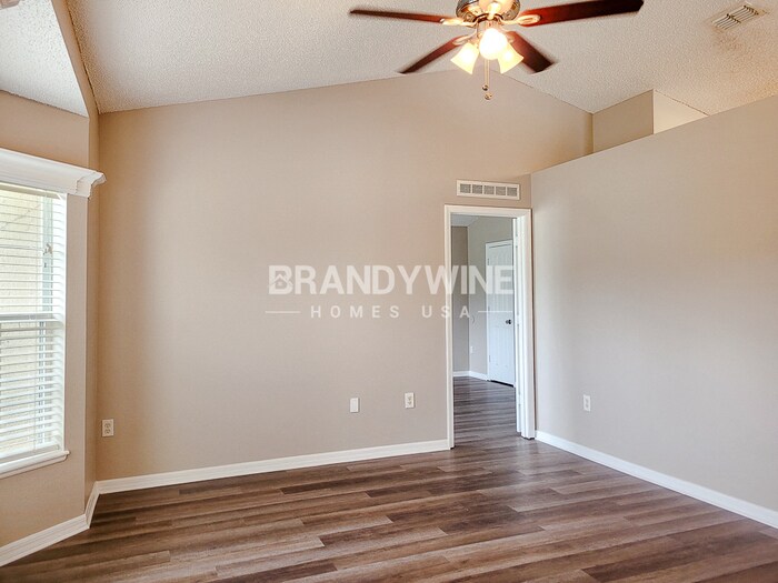 Building Photo - 2564 Courtland Blvd
