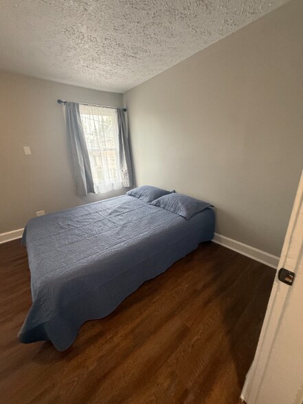 Building Photo - 4823 E Michigan St