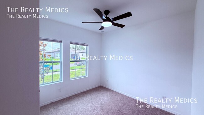 Building Photo - 1403 Sterling Pointe Dr