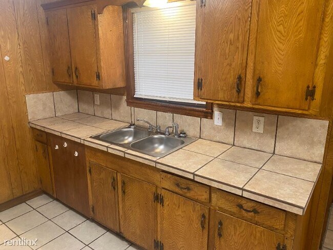 Building Photo - 3 br, 2 bath House - 1770 Dorgan St
