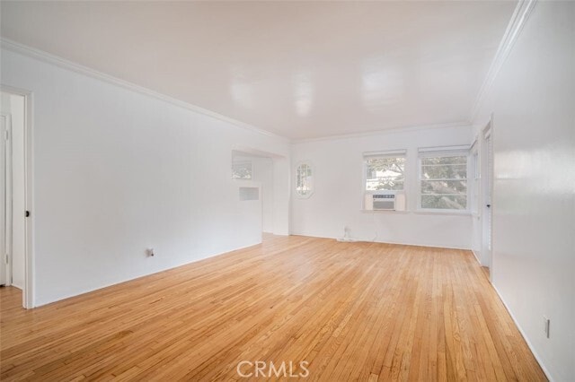 Building Photo - 265 N Swall Dr