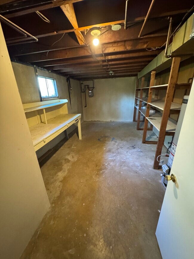 Building Photo - 205 Kerby Pky