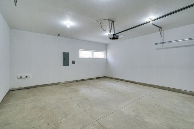 Building Photo - Brand-New 3-Bed, 2.5-Bath Condo: Modern Co...