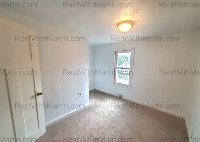 Building Photo - 1931 Franklin St