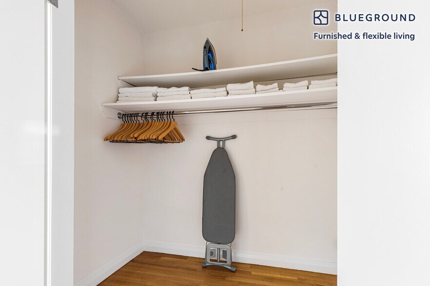 Building Photo - 30 Park Ave