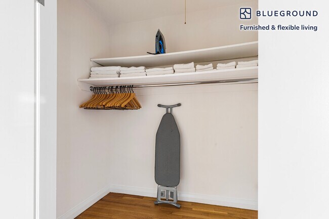 Building Photo - 30 Park Ave