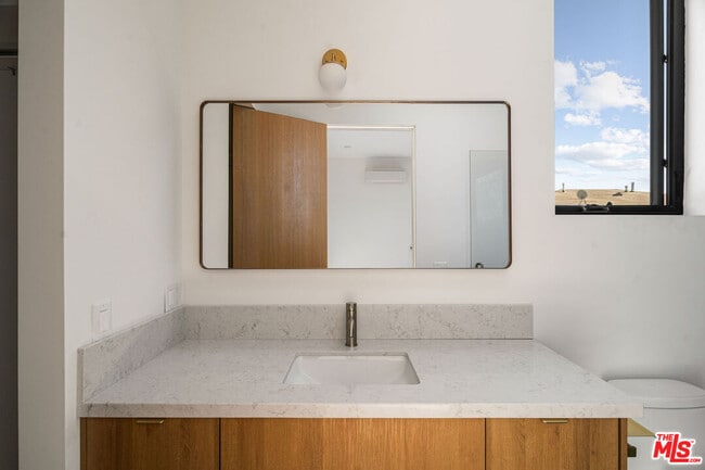 Building Photo - 3909 W Exposition Blvd