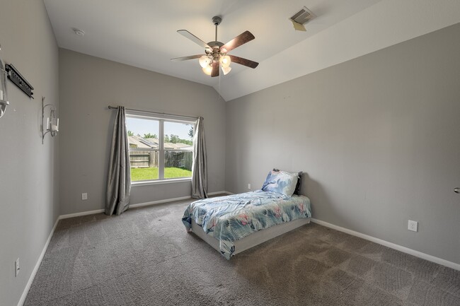 Building Photo - 23807 Brenta Valley Dr