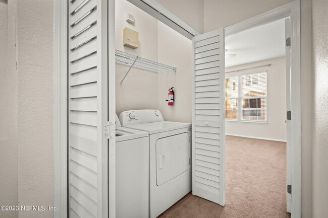 Building Photo - 13810 Sutton Park Dr N