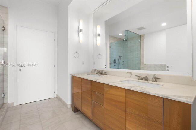 Building Photo - 50 South Pointe Dr