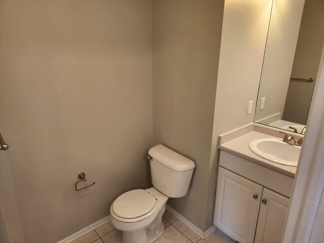 Building Photo - 13500 Sheridan Ave