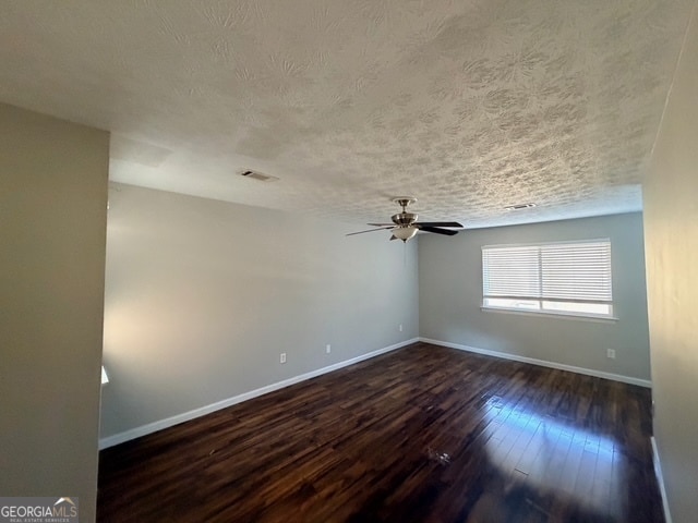 Building Photo - 3810 Kensingwood Trace