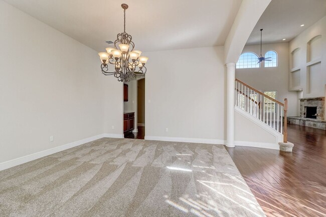 Building Photo - July Move-In Special - Spring Branch Oasis...