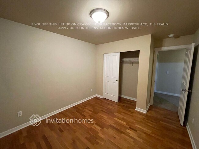 Building Photo - 14102 11th Pl W