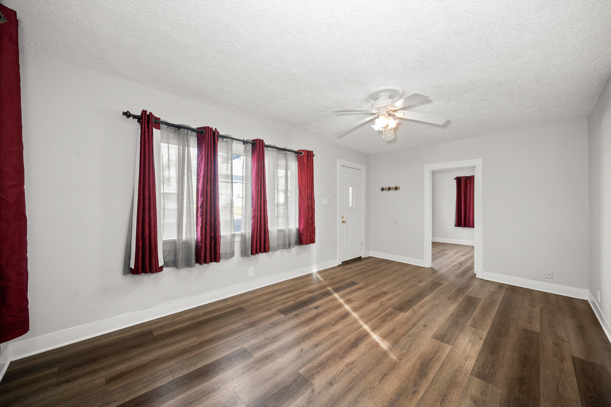 Building Photo - 214 E Euclid Ave