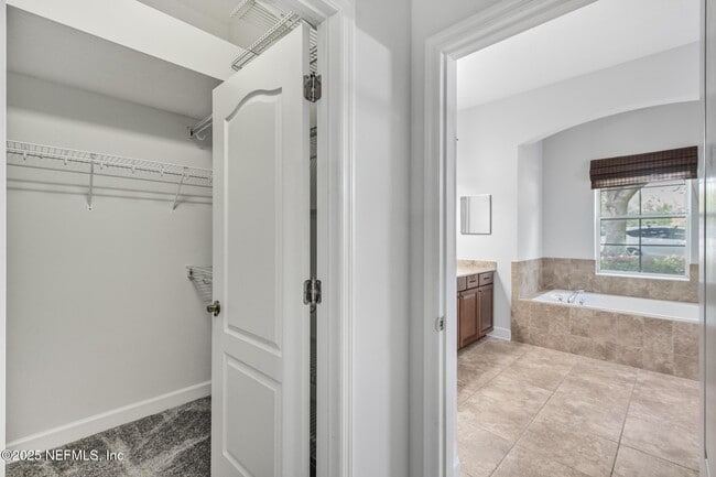 Building Photo - 2908 Woodbridge Crossing Ct