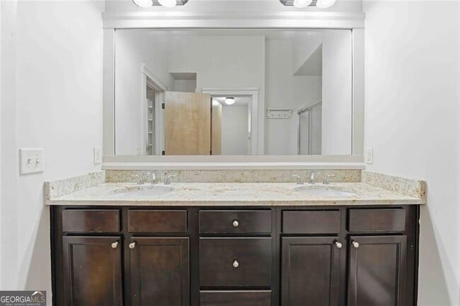 Building Photo - 501 Ridge View Crossing