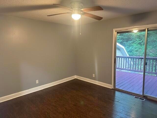 Building Photo - 4045 Brookcrest Dr