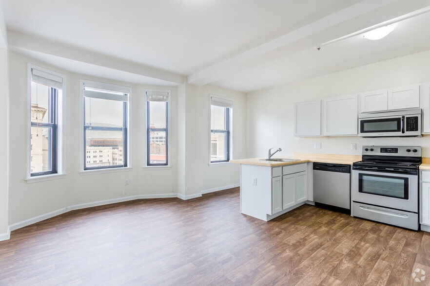 The Ashley 1526 Centre St Detroit MI 48226 Apartment Finder