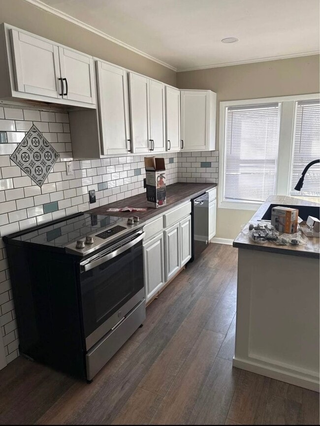 Building Photo - 3 Bedroom Home for Rent in Ewing, NJ