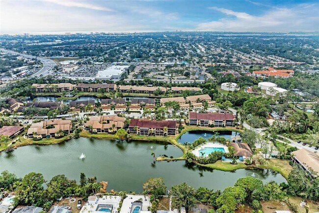 Building Photo - 5612 Ashton Lake Dr
