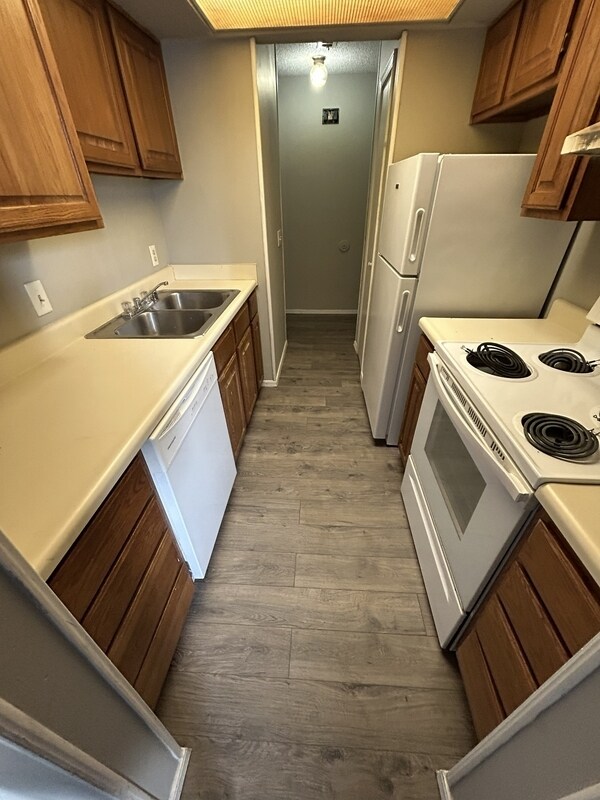 Building Photo - South 7th Street - 405