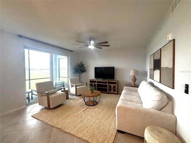 Building Photo - 12140 Wellen Golf St