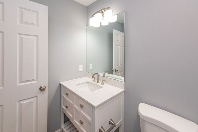 Building Photo - College Hill- New Construction! Stunning 3...