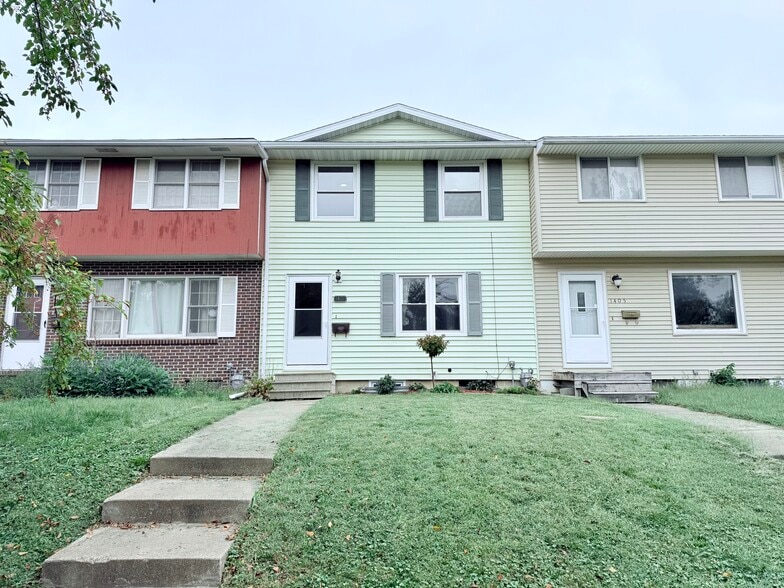 1407 W 2nd Street - 1407 W 2nd St