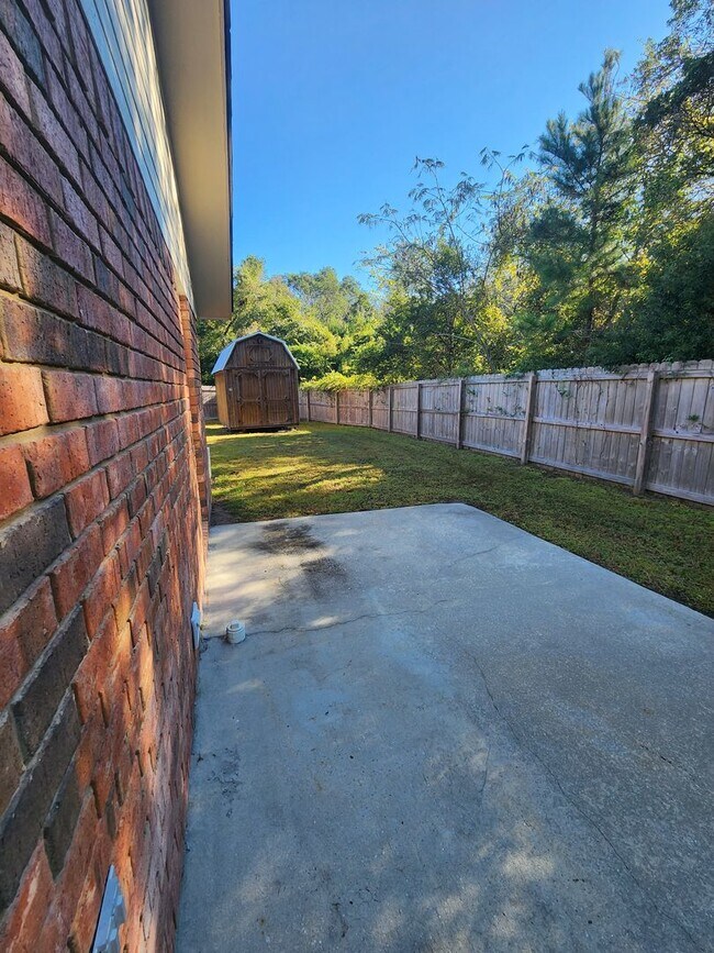 Building Photo - 1073 Cassidy Ln