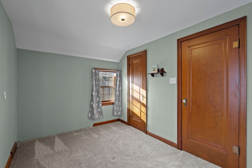 Building Photo - 1109 3rd St NW