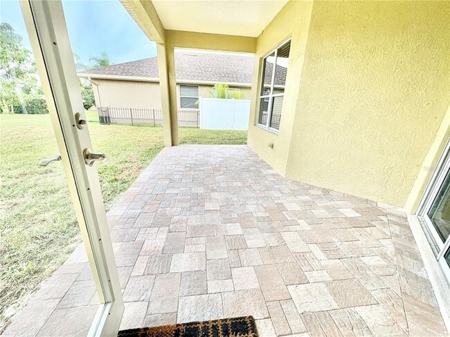 Building Photo - 9107 63rd Ct E