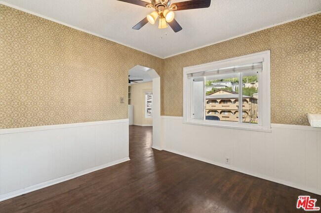 Building Photo - 1155 Miller Ave