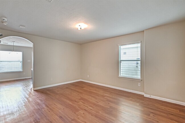 Building Photo - 838 Darbydale Crossing Ln