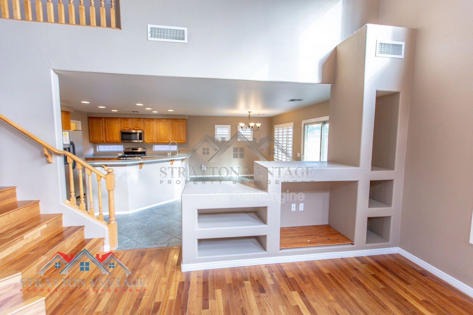 Building Photo - 4613 E Thorn Tree Dr