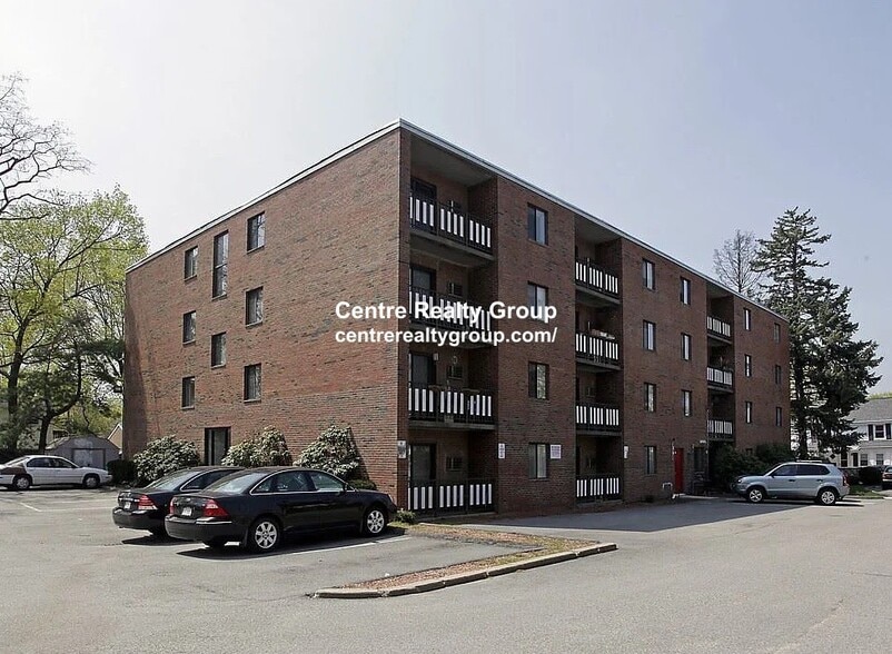 Building Photo - 170 Adams St