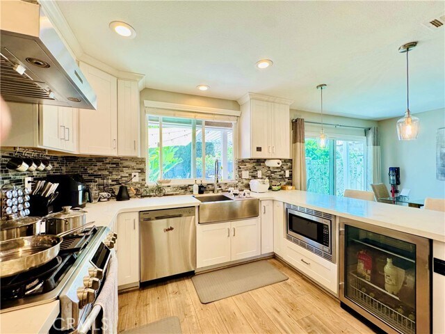 Building Photo - 750 Lincoln Ave