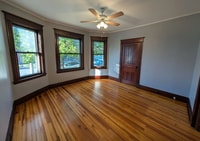Building Photo - Beautiful 4 BR - Cohoes Available NOW!