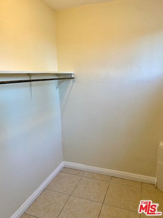 Building Photo - 1302 N Chester Ave