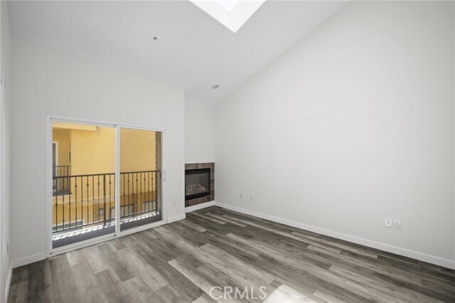 Building Photo - 5521 Kester Ave