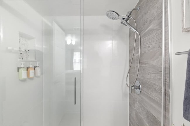 Building Photo - 2360 SW Archer Rd