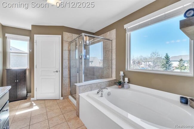 Building Photo - 15745 Diamante Dr