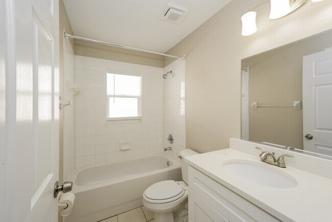 Building Photo - 34406 Smart Dr