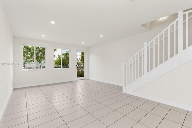 Building Photo - 6416 NW 102nd Ct