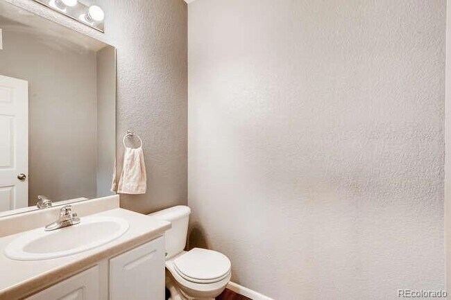 Building Photo - 5255 Memphis St