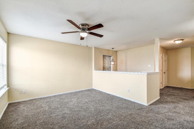 Building Photo - 410 Cardinal Way