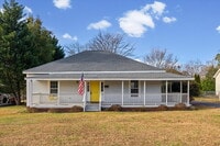 Building Photo - 512 Banks St