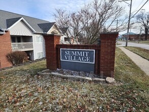 Building Photo - 2990 Sequoia Dr