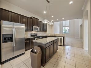 Building Photo - 8636 Naomi St