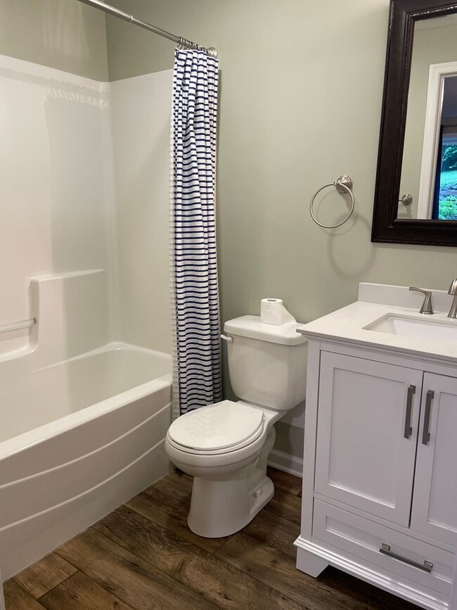 Building Photo - Marble8